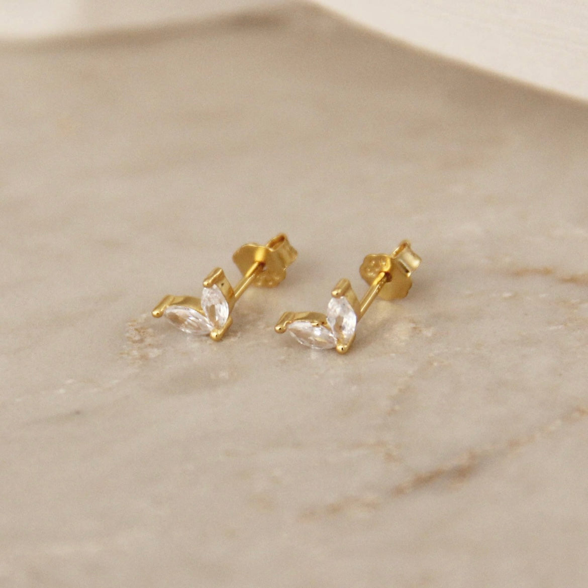Veda Studs
