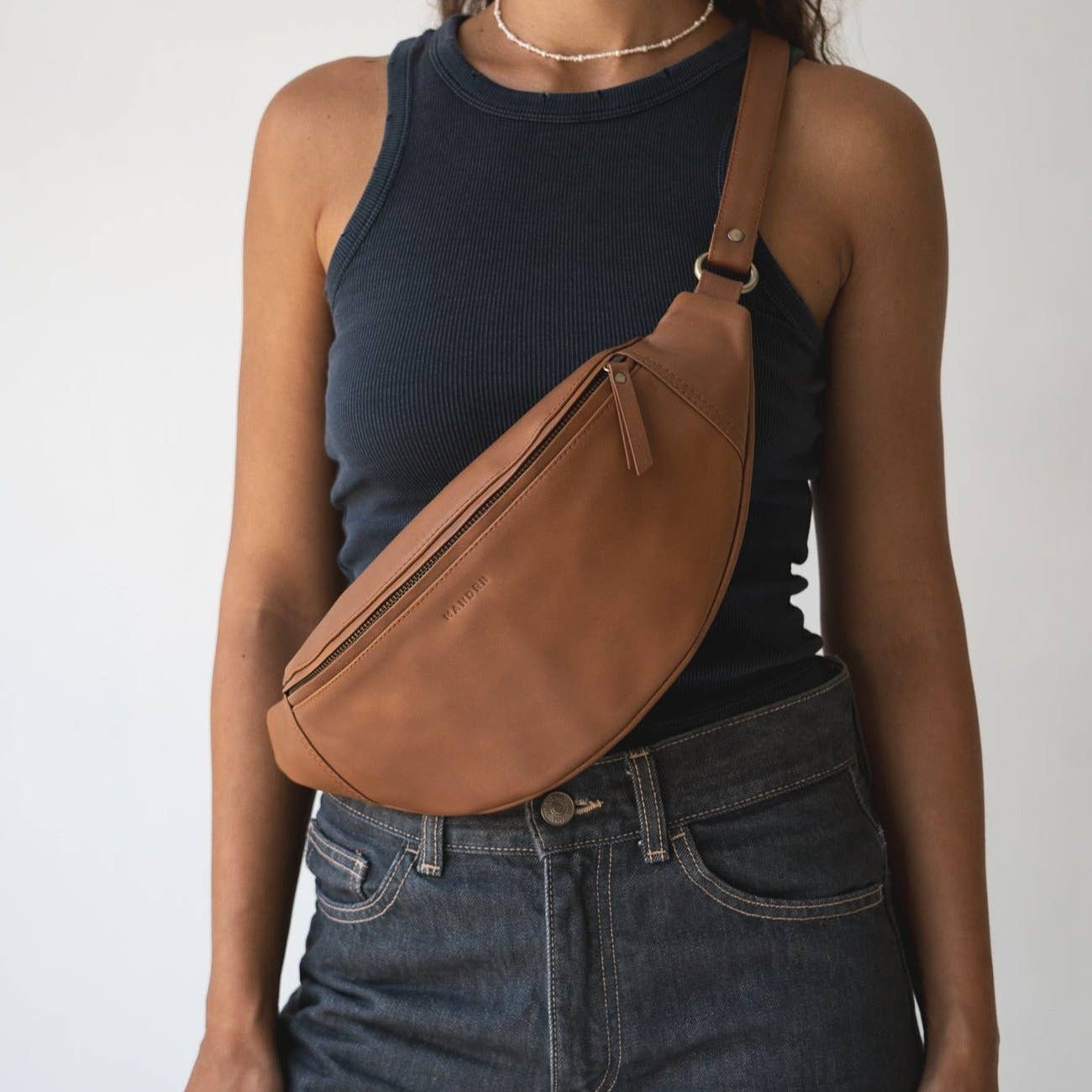 Atlas Crossbody